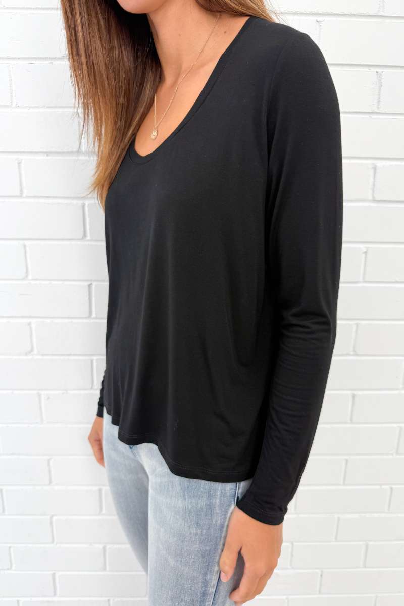 Long Sleeve Everyday Scoop Tee - Image 4