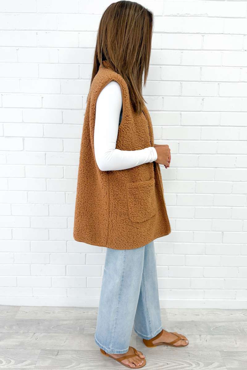 Midi Teddy Vest - Image 12