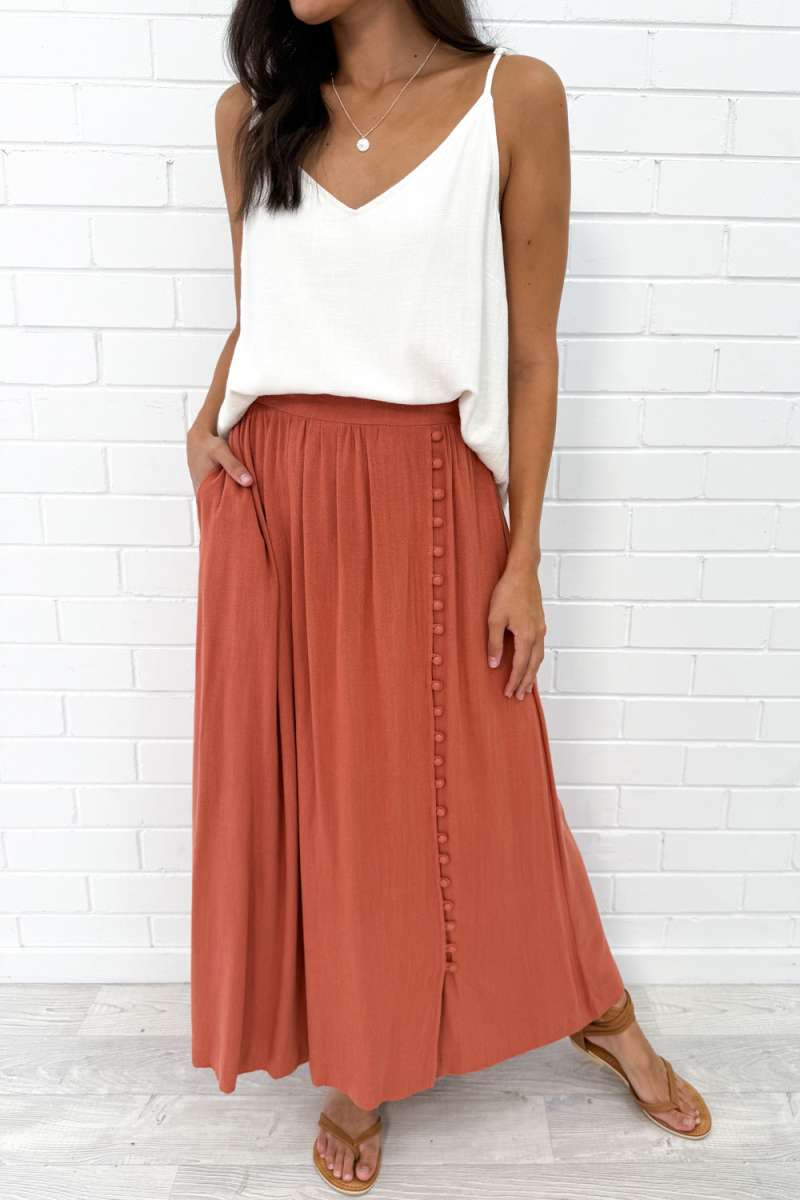 Olivia Linen Maxi Skirt - Image 2