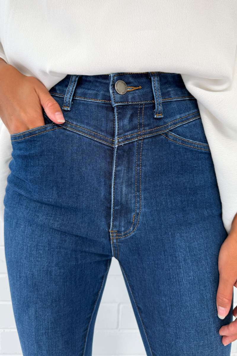 Reign Jeans - Image 9